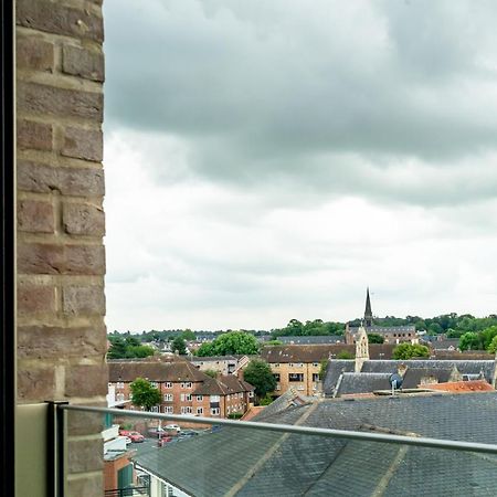 Tree Tops At Ryedale House York Buitenkant foto